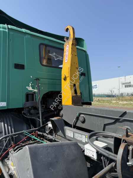 Kamion Scania 380