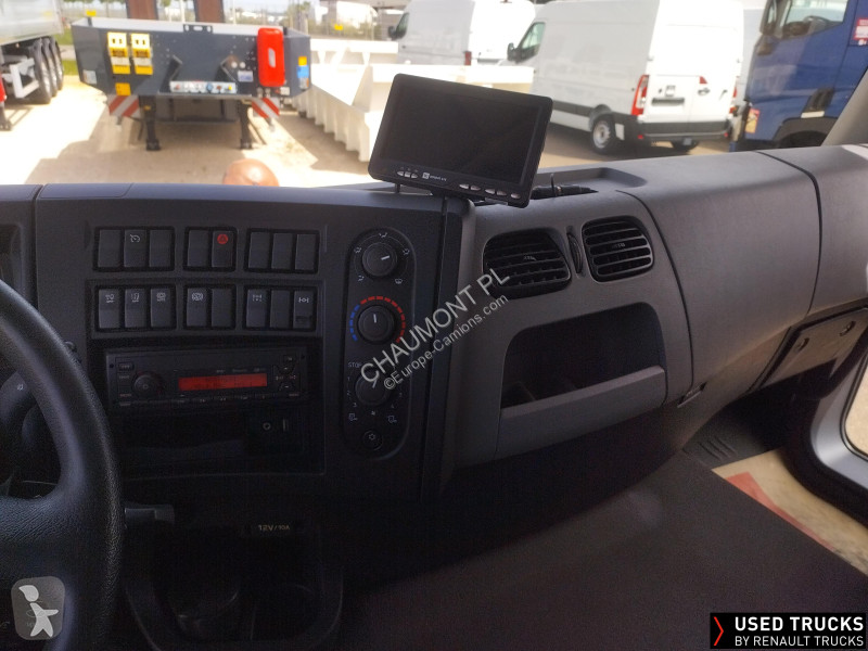 Kamion Renault D Wide