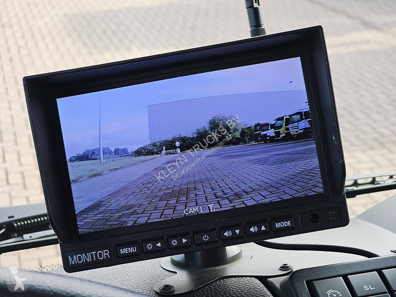 Camion Iveco 150E30 EUROCARGO Sleepcab,Edscha