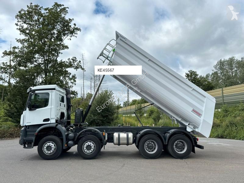 Kamion Mercedes 4142 8X4  Mulden-  Kipper -...