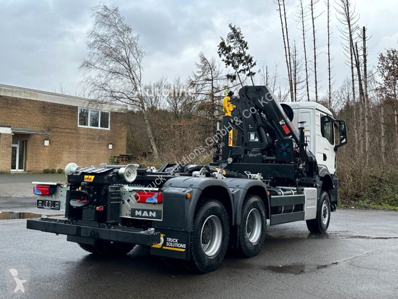 Kamion MAN 228-6