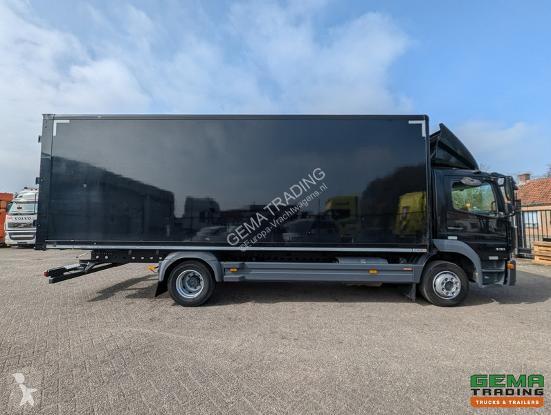 Vrachtwagen Mercedes 1218 4x2 Daycab Euro6C -...