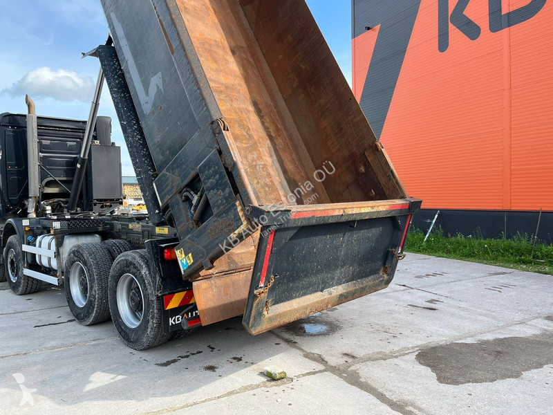 Kamion Mercedes 3253 8x4 2019