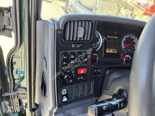 شاحنة Scania R560 6x4 Holztransport Kran...