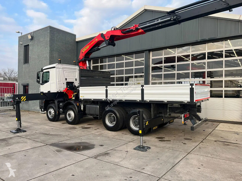 Kamion Mercedes 4140 K 8x4 Crane Truck