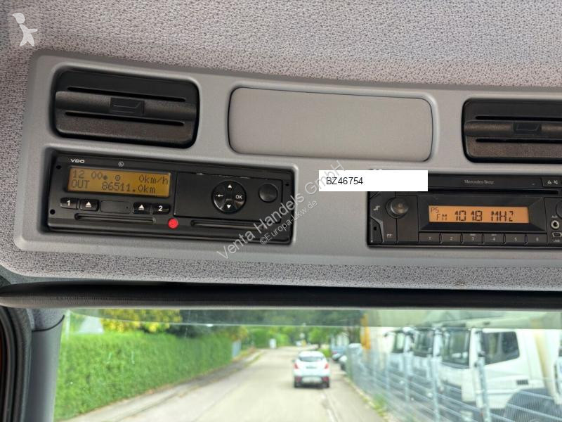 Kamion Mercedes III 818