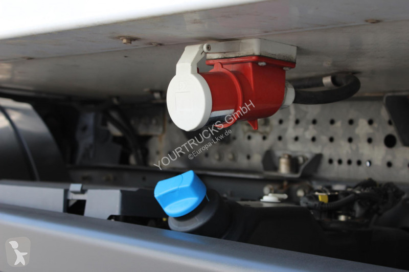 Kamion Mercedes 1221 E6 TK T-800 R Strom Türen+LBW