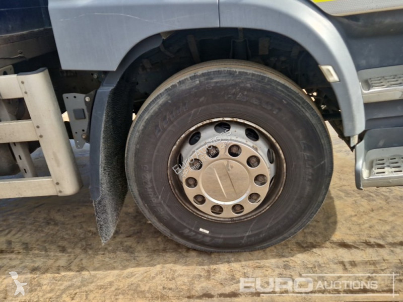 Camion  CF310