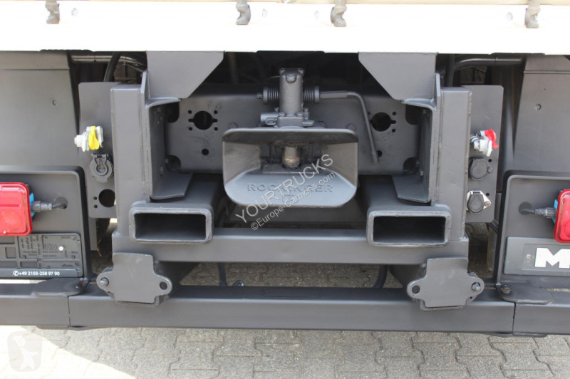Camion MAN TGX Plane Stapleraufnahme Lenkachse AHK