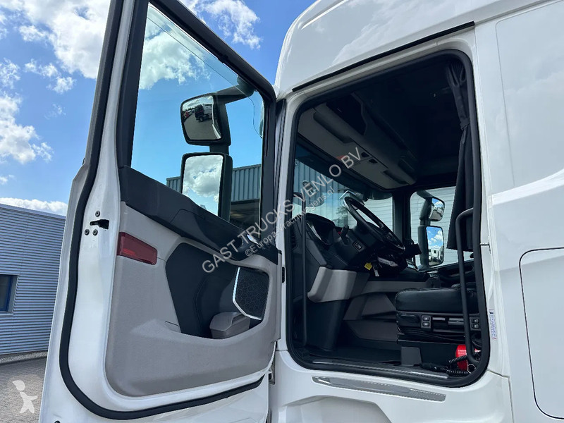Camion Scania R660 V8 6x4 Chassis with ift-Axle...
