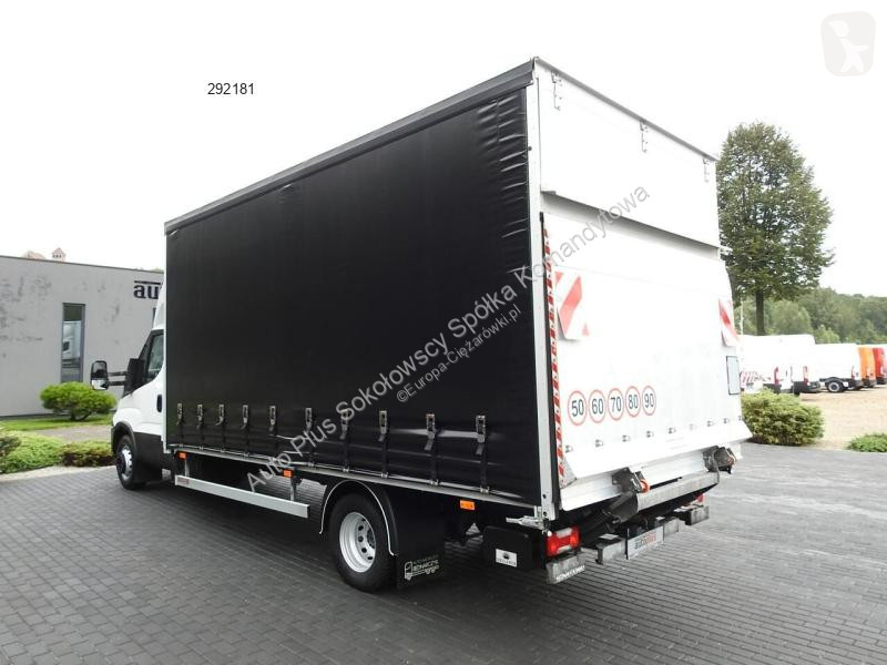 Véhicule utilitaire Iveco DAILY 70C18 PLANDEKA...