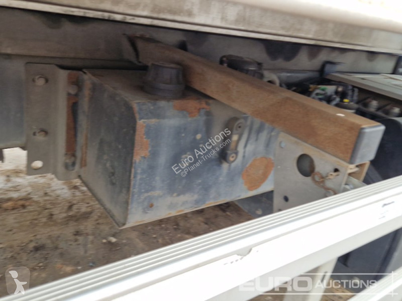 Camion Renault D210