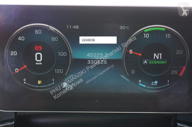 Kamion s návěsem Mercedes / TANDEM