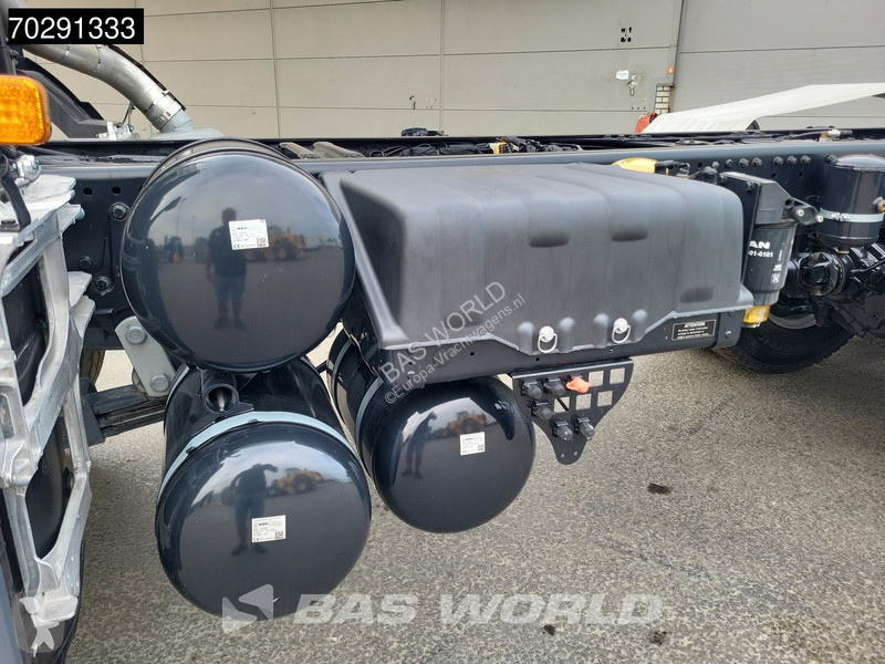 Camion MAN 40.400 6X4 NEW 6x4 chassis PTO...