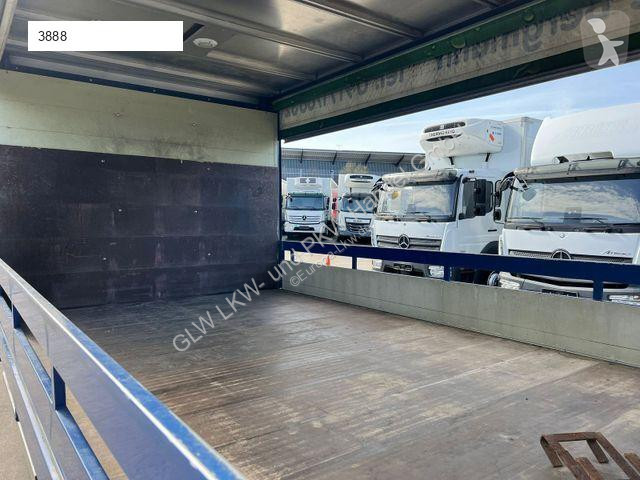 Camion Mercedes VARIO 816 D Getränkepritsche...