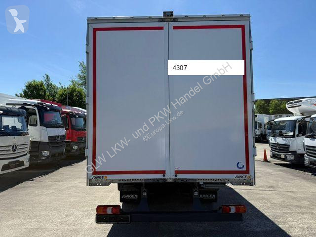 Kamion Mercedes ATEGO 818 L Pritsche/Pl. 6,1...