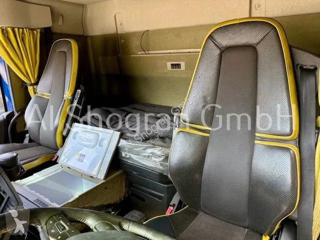 Camion Volvo 16750 6x4/Kran Jonsered...