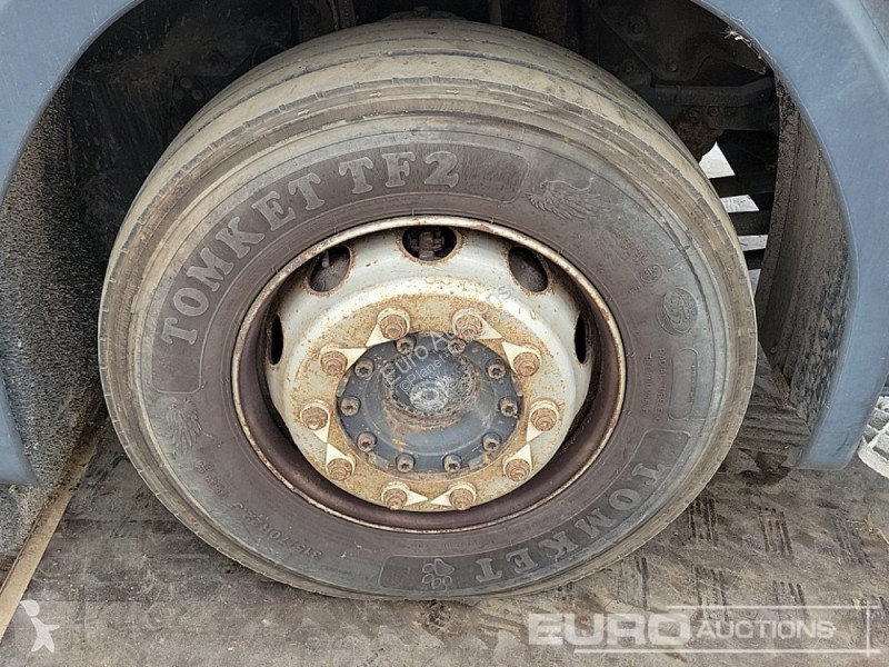 Camion  P230