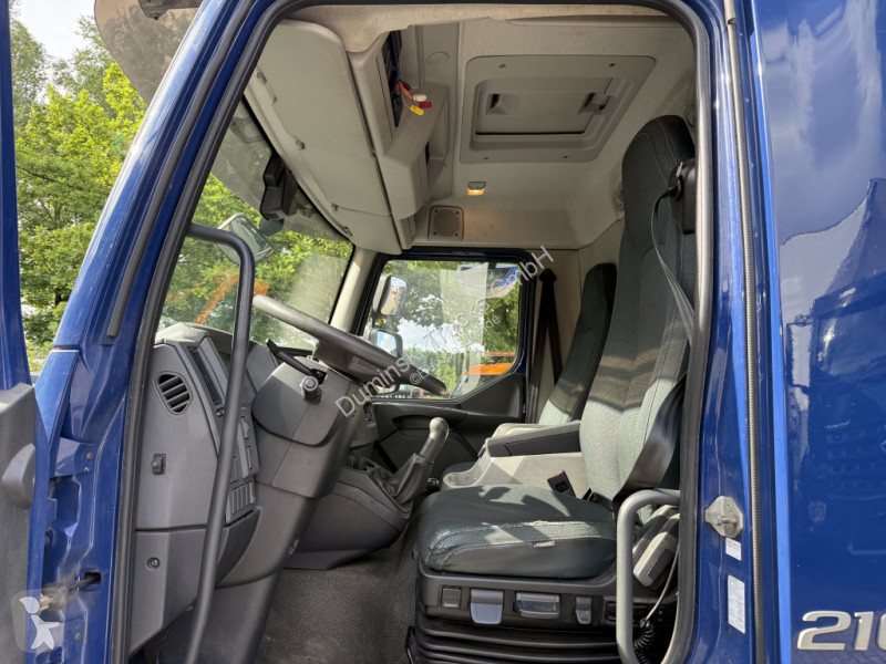 Kamion Volvo FL210 14 Tonner