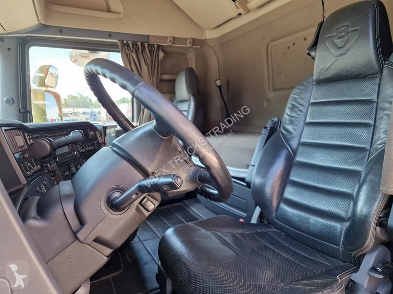 Lastbil Scania 580 V8 Topline 6x2 - Box with...