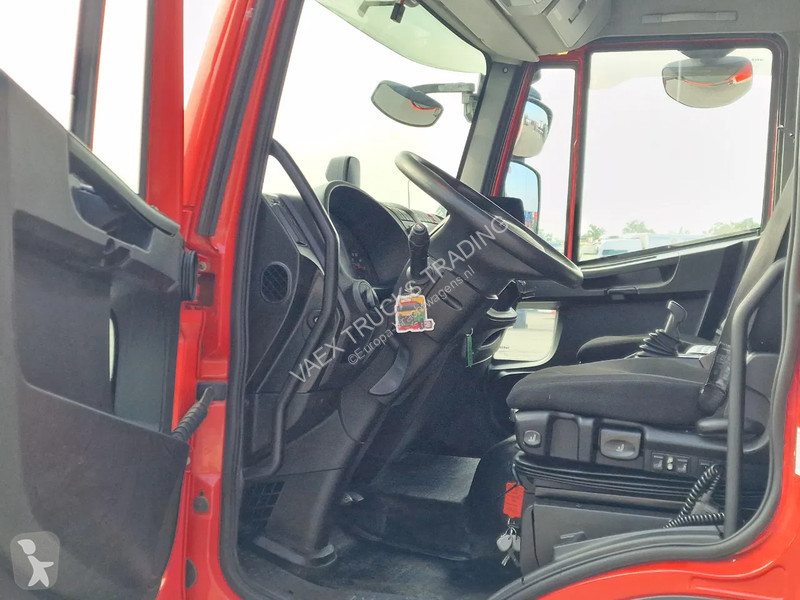 Kamion Iveco 75-190 Isotherm box - Zepro...