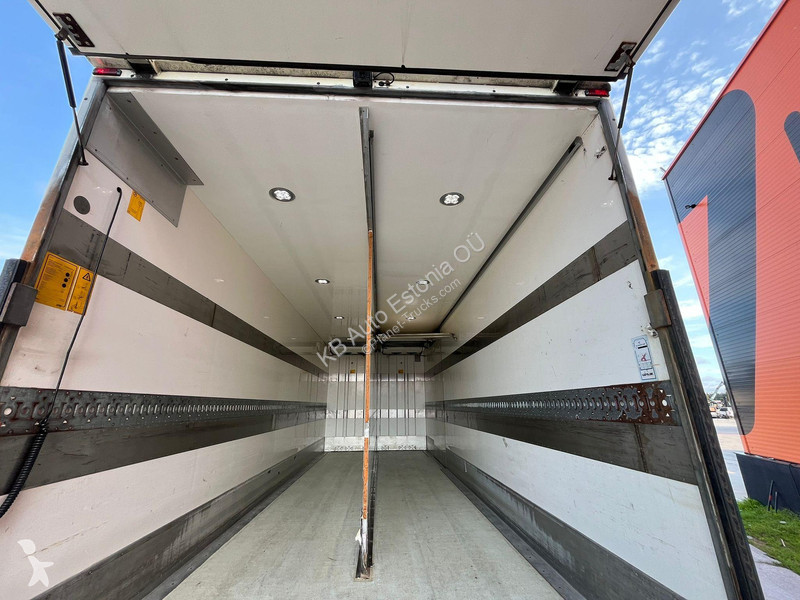 Lastbil Volvo 420 6x2 Carrier Supra 850 Mt /...