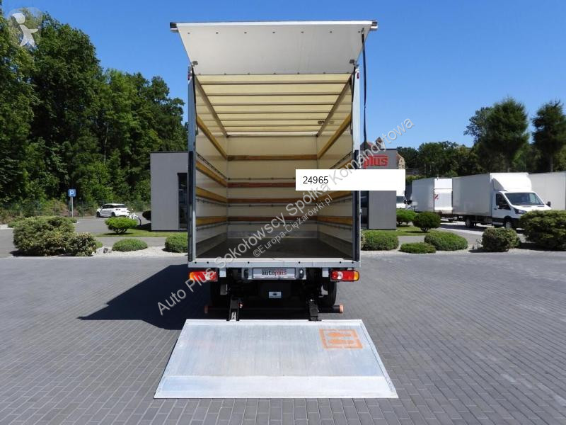 Nyttofordon Peugeot BOXER KONTENER WINDA 8...