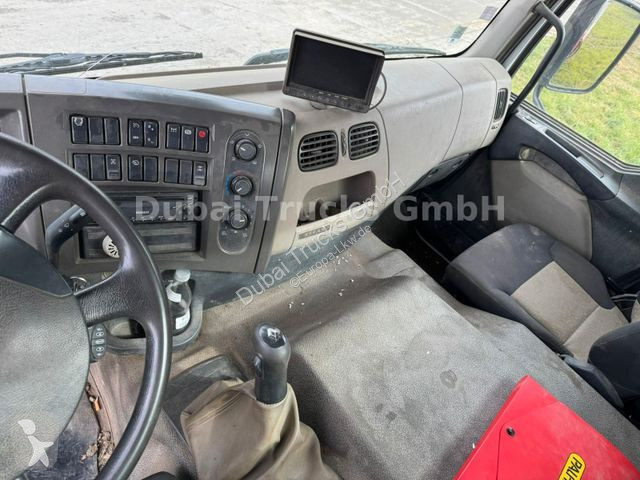 Camion Renault mit Palfinger Kran PK 15500