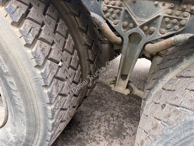 Camion MAN 33.320 6X4 HINTEN LUFT