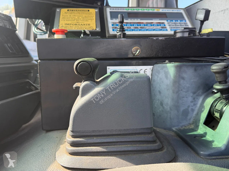 Camion Mercedes ACTROS 2540 V6 6X2 Chassis...
