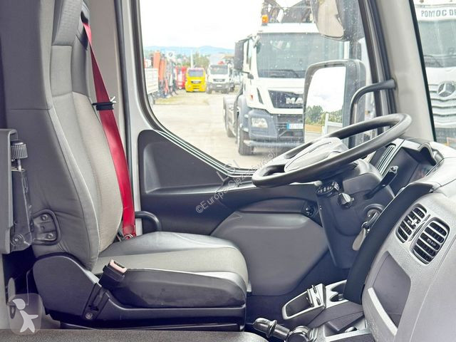 Kamion Renault D12.210 * HIAB 066 CL * TOPZUSTAND
