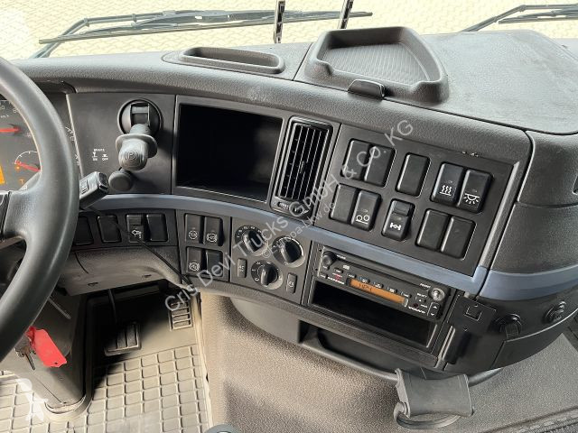 Camion Volvo 520 6x2 Palfinger PK 12502 | AHK