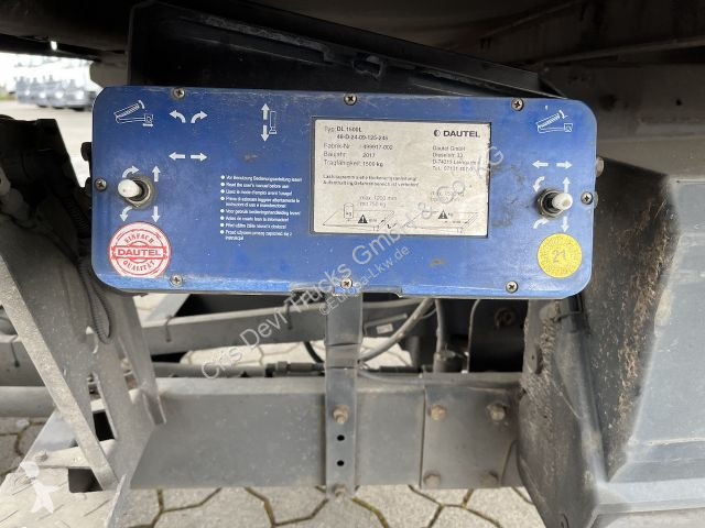 Vrachtwagen Iveco 120E25 4x2 Koffer | Ladebordwand