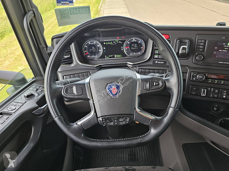 Camion Scania 6X2*4 RET. LED WB475