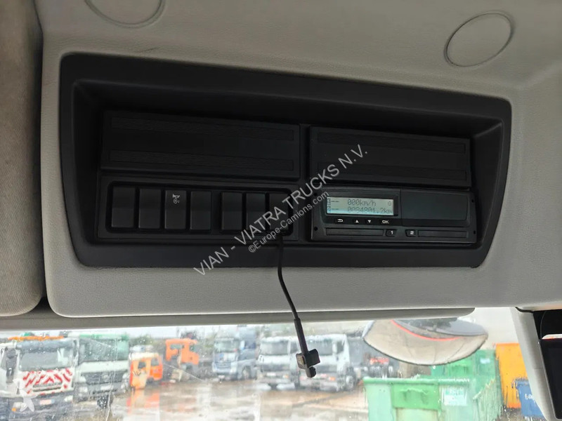 Lastbil Renault 280 Dxi Only 84.801 Kms