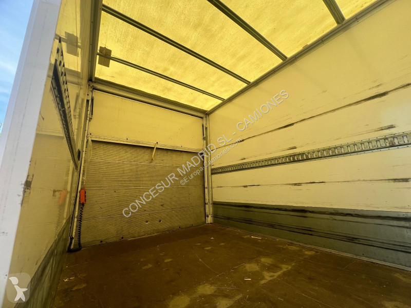 Camion Mitsubishi Fuso  7C15