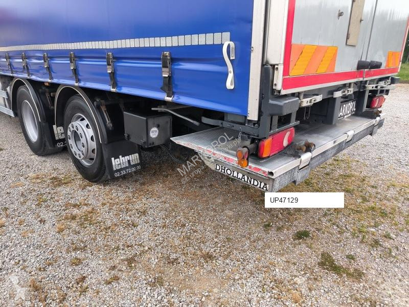 Camion remorque DAF Plandeka