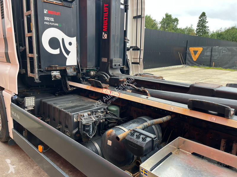 Kamion MAN 26.500 6x2*4 HIAB XR 21 ton /...