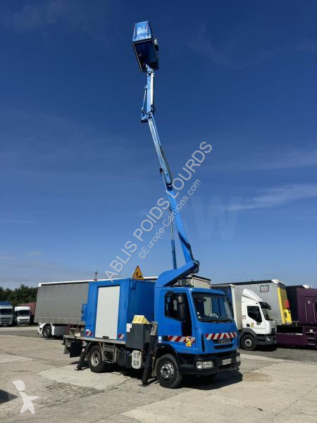 Camion Iveco 100E18