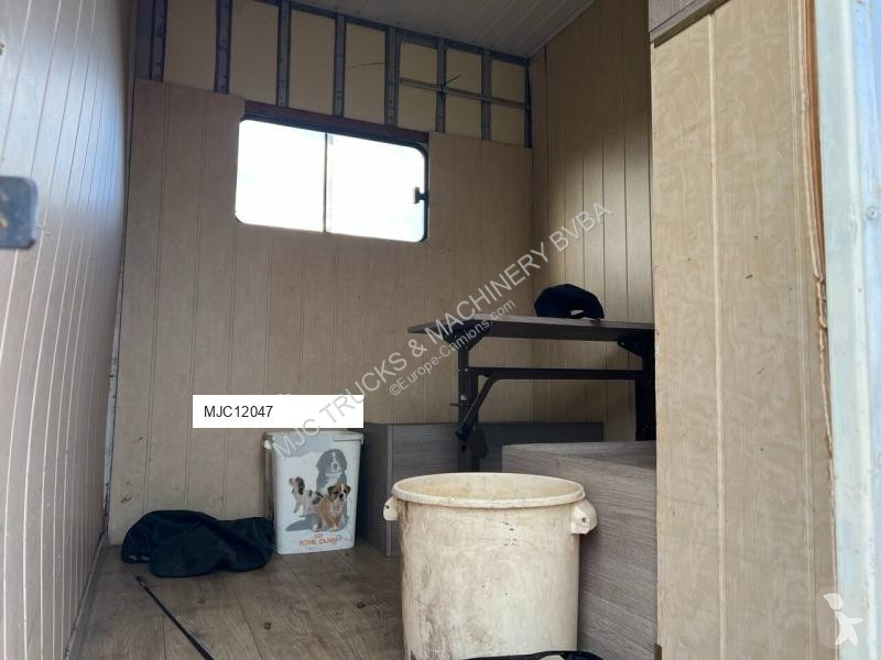 Vrachtwagen Iveco 120E18 - 3 HORSES - MANUAL -...