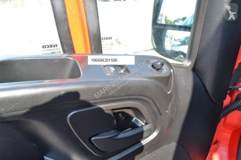 Véhicule utilitaire Iveco 35C13 2.3 CASSONE...