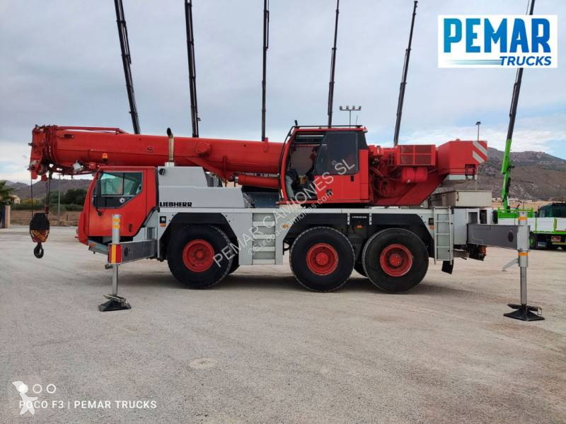 Grua Liebherr 1045-1
