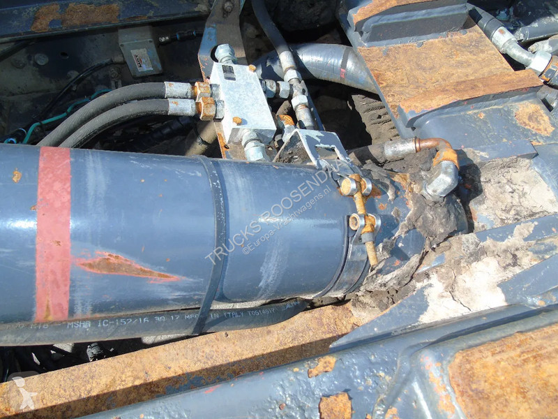 Camion Volvo 340 + MANUAL + 19T
