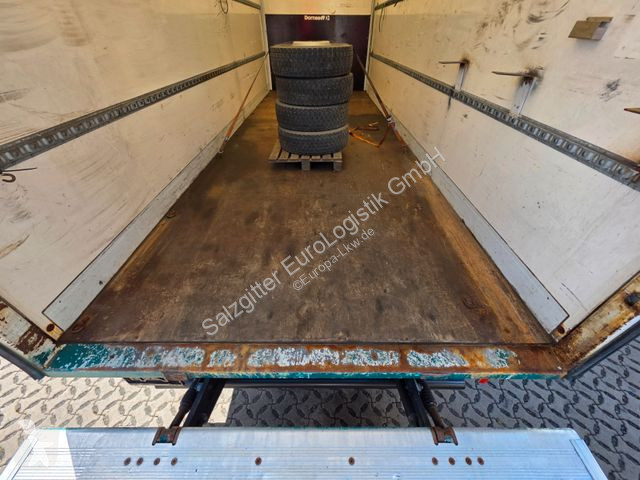 Kamion Iveco 120E25 / Ladebordwand