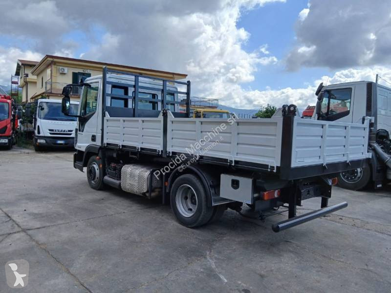 شاحنة Iveco