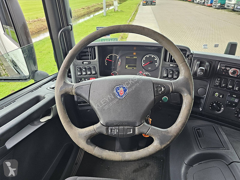 شاحنة Scania P320 6X2*4 AMBERET IFT