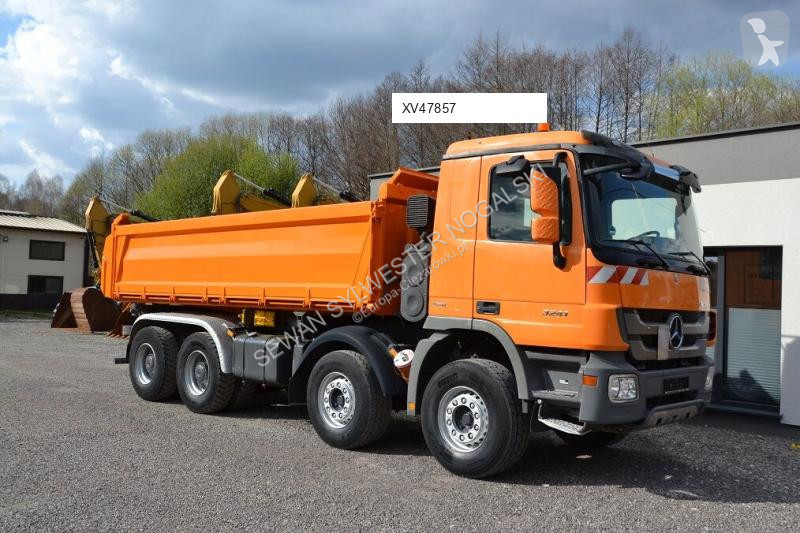 Teherautó Mercedes ACTROS 3241