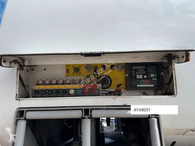 شاحنة  MAN TGS 35.480 8x2*6 Euro 6 23.000 l ADR...