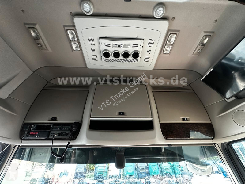 شاحنة DAF 530 4x2 Finkl 2.Stock Viehaufbau