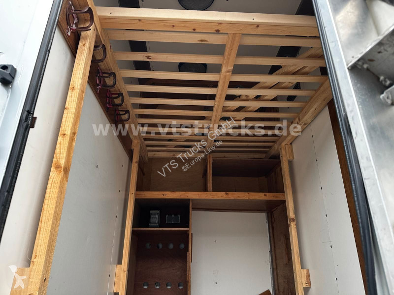 شاحنة Mercedes 4x2 4Pferdetransporter